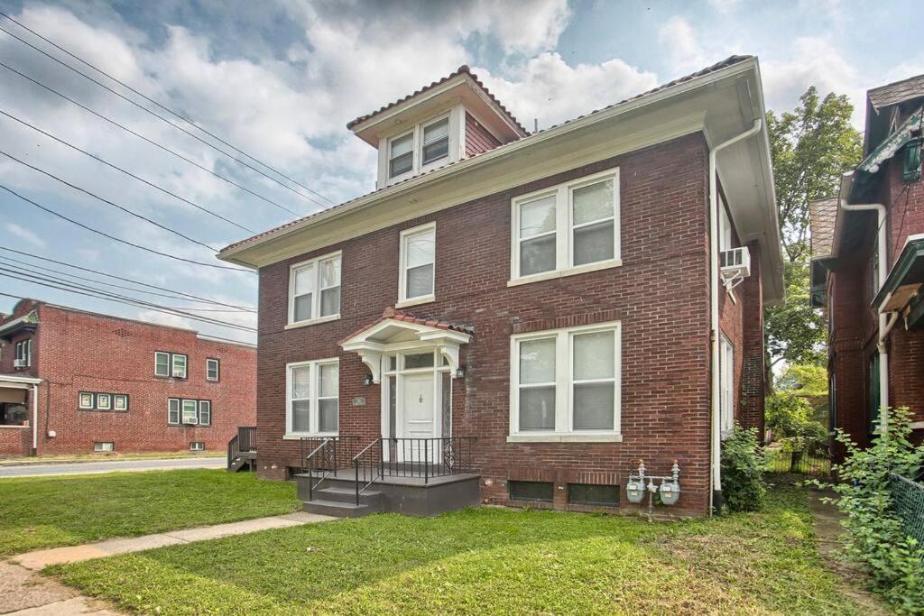 Suites On Seneca - Gorgeous One Bedroom Apartment Harrisburg Exterior photo